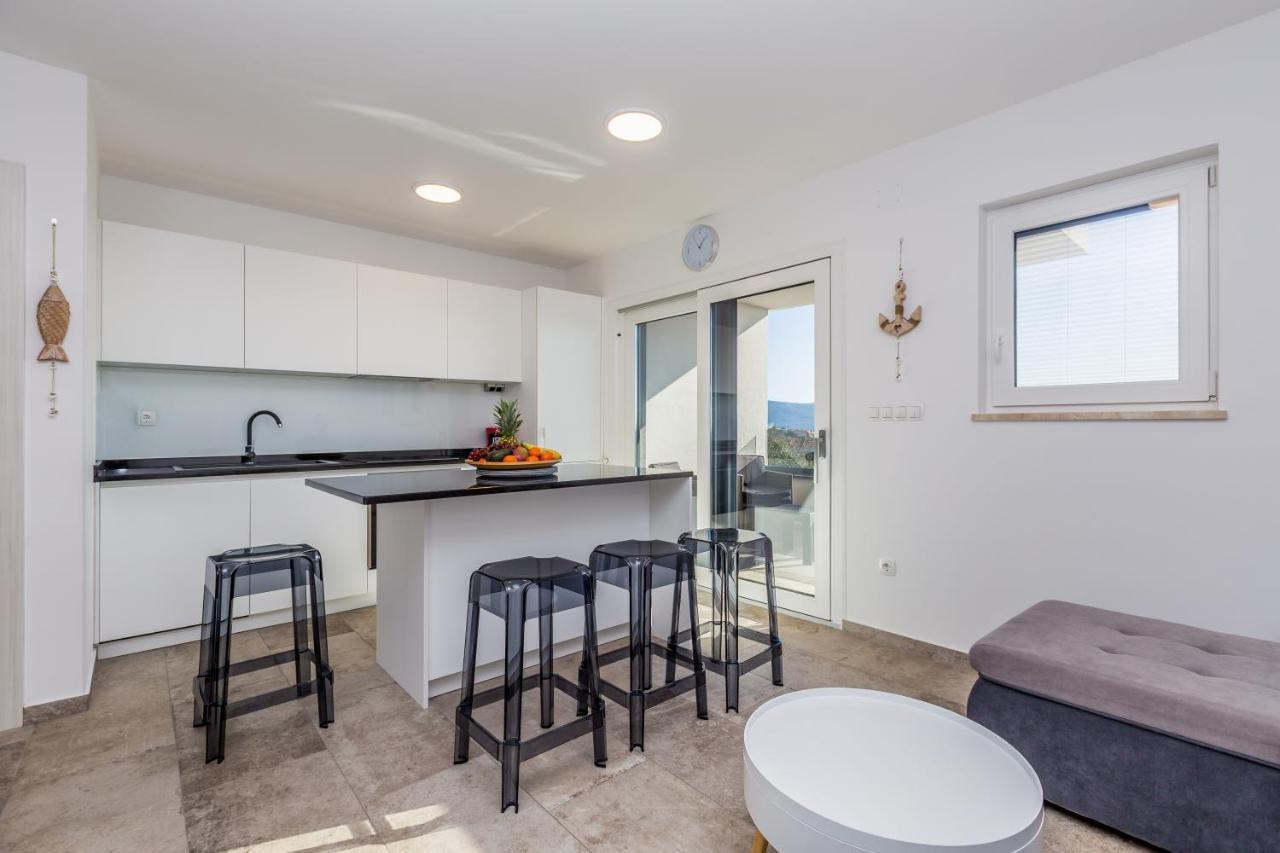 קרק Apartments Luca מראה חיצוני תמונה