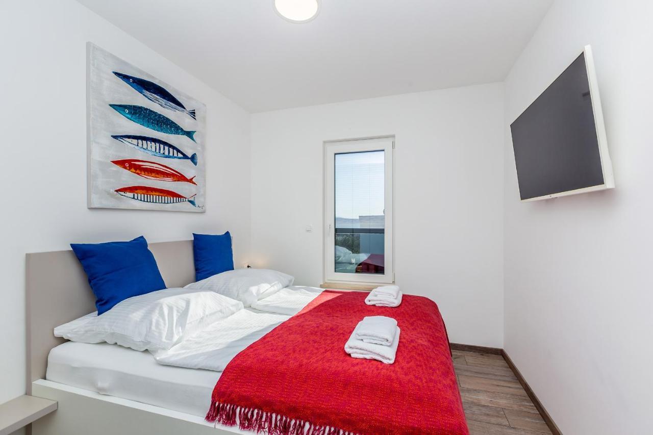 קרק Apartments Luca מראה חיצוני תמונה